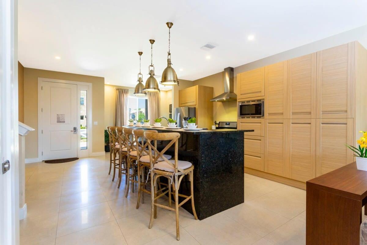 Stunning 4 Bd Close To Disney @ Magic Village 3247 올랜도 외부 사진