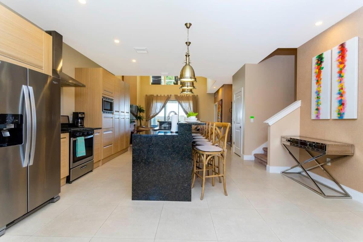 Stunning 4 Bd Close To Disney @ Magic Village 3247 올랜도 외부 사진